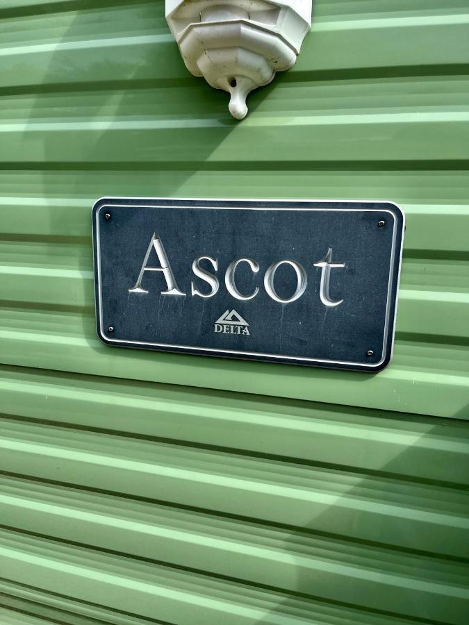 The Ascot By North Shacks Hotell Slaley Eksteriør bilde